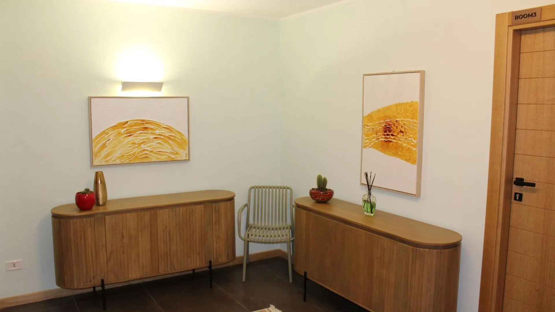 Konukevi Bari Center Rooms